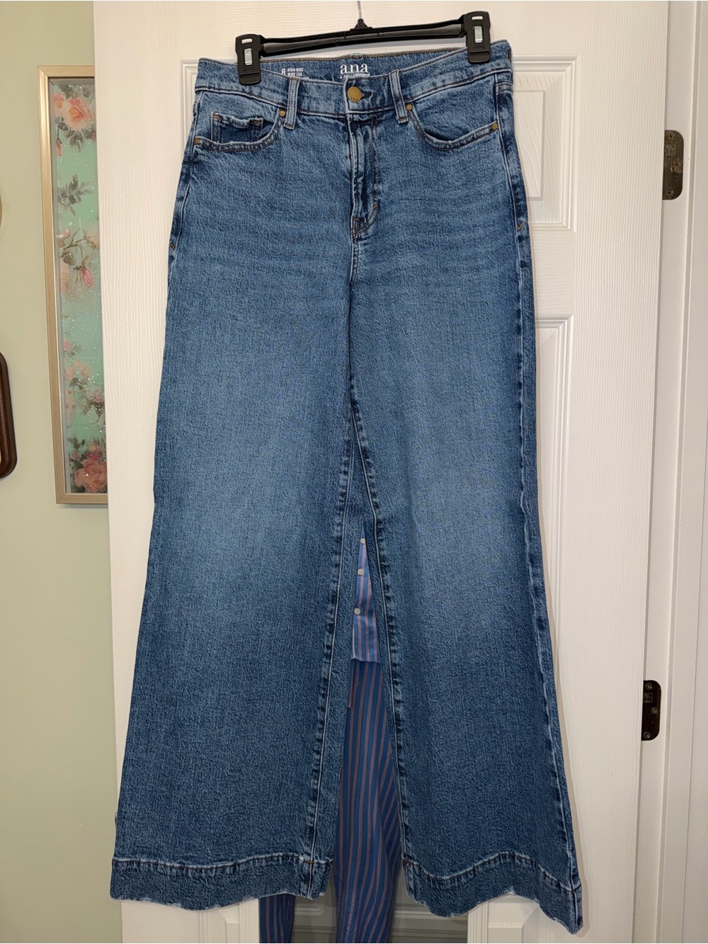a.n.a Women's Wide-Leg Denim Jeans in Medium Blue